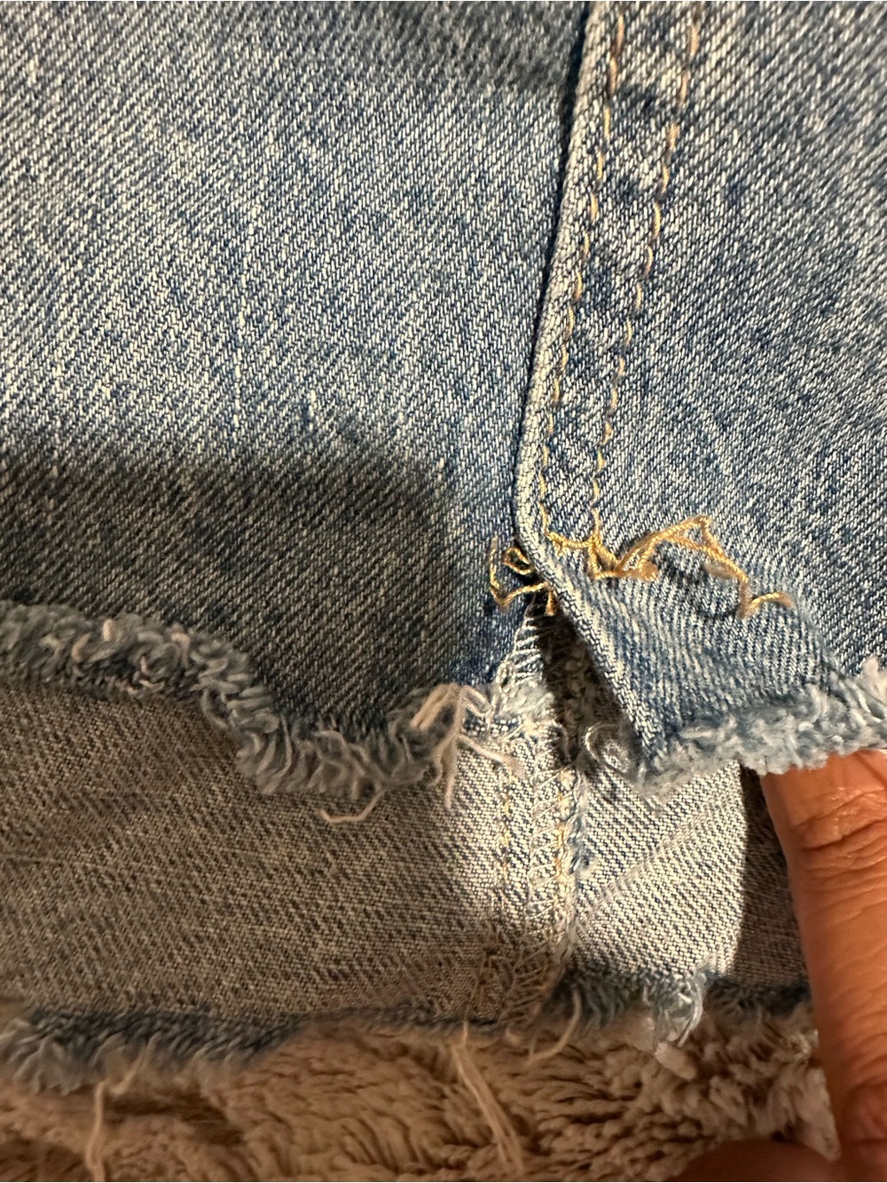 Gianni Bini Two-Tone Blue Denim Patchwork Raw Hem Skirt Size Large - Picture 9 of 10
